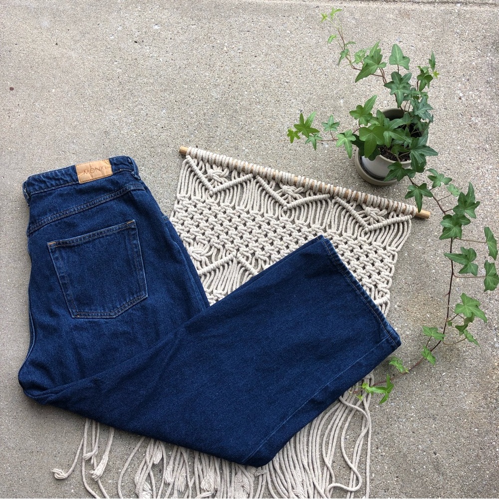 Monki Crop Jeans Size 34